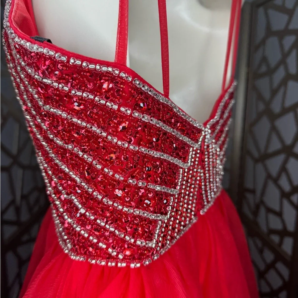 *LUCCI LU RED DRESS SIZE 2 - Picture 9 of 17